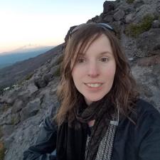 Suzanne M. Kew Gardens, NY, available for online tutoring