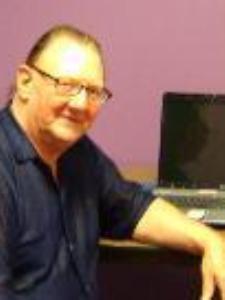 Ken B. Near Cleveland, OH, available for online & in-person tutoring