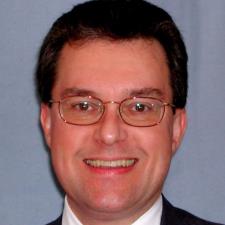 Les V. Petaluma, CA, available for online & in-person tutoring